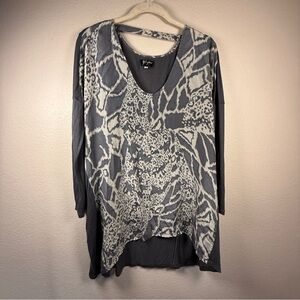 NWT Johnny Was Biya Animal Print Modal Tunic Blouse Gray Oversized Scoop Neck S